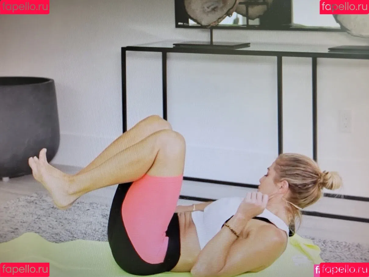 Torrie Wilson / torriewilson Onlyfans Photo Gallery 