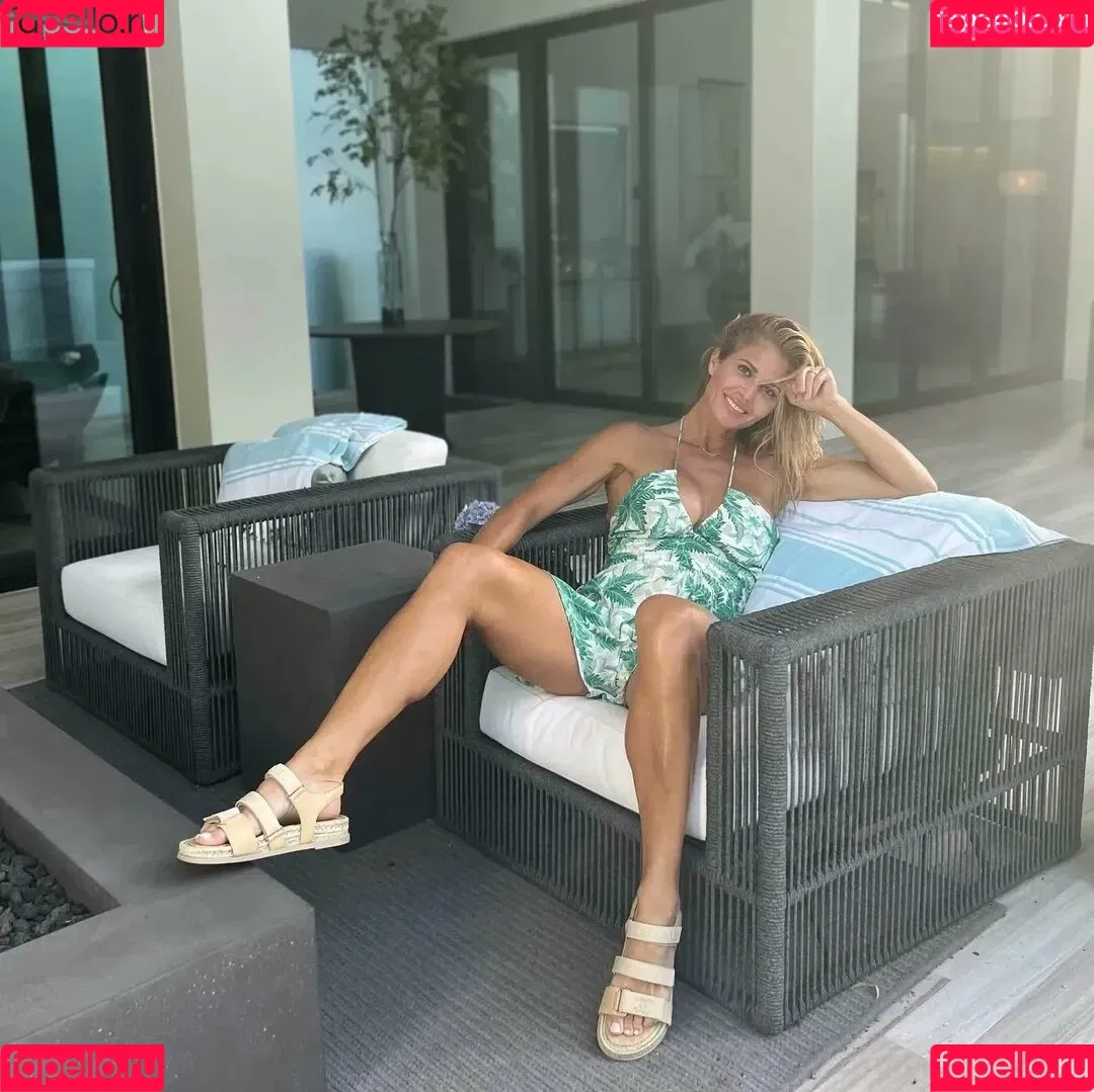 Torrie Wilson / torriewilson Onlyfans Photo Gallery 