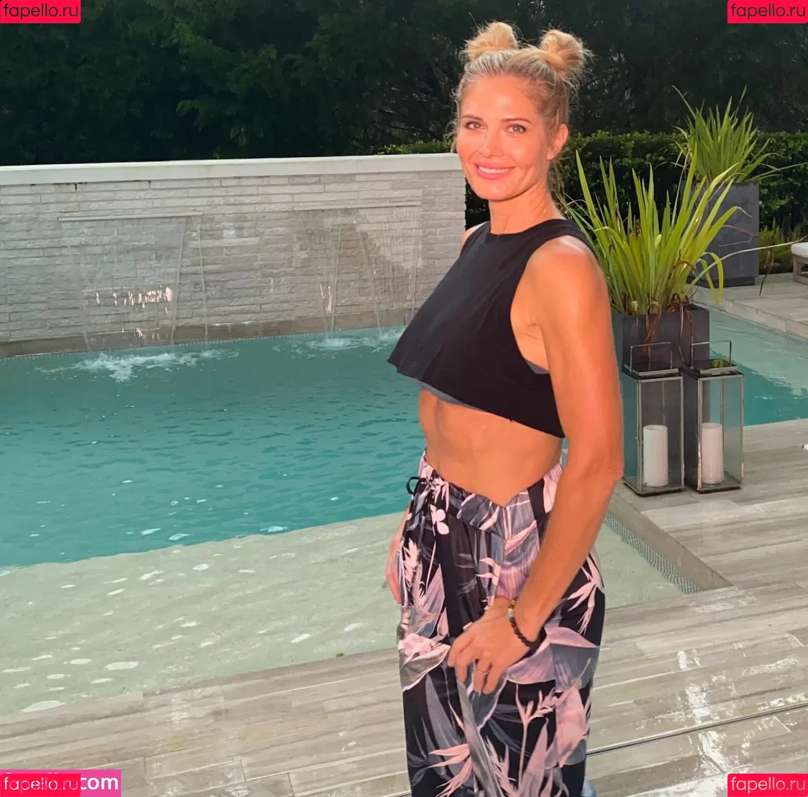 Torrie Wilson / torriewilson Onlyfans Photo Gallery 