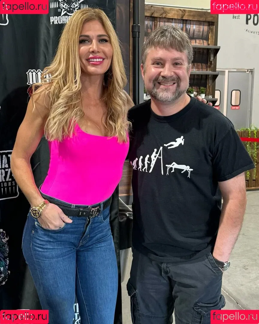 Torrie Wilson / torriewilson Onlyfans Photo Gallery 
