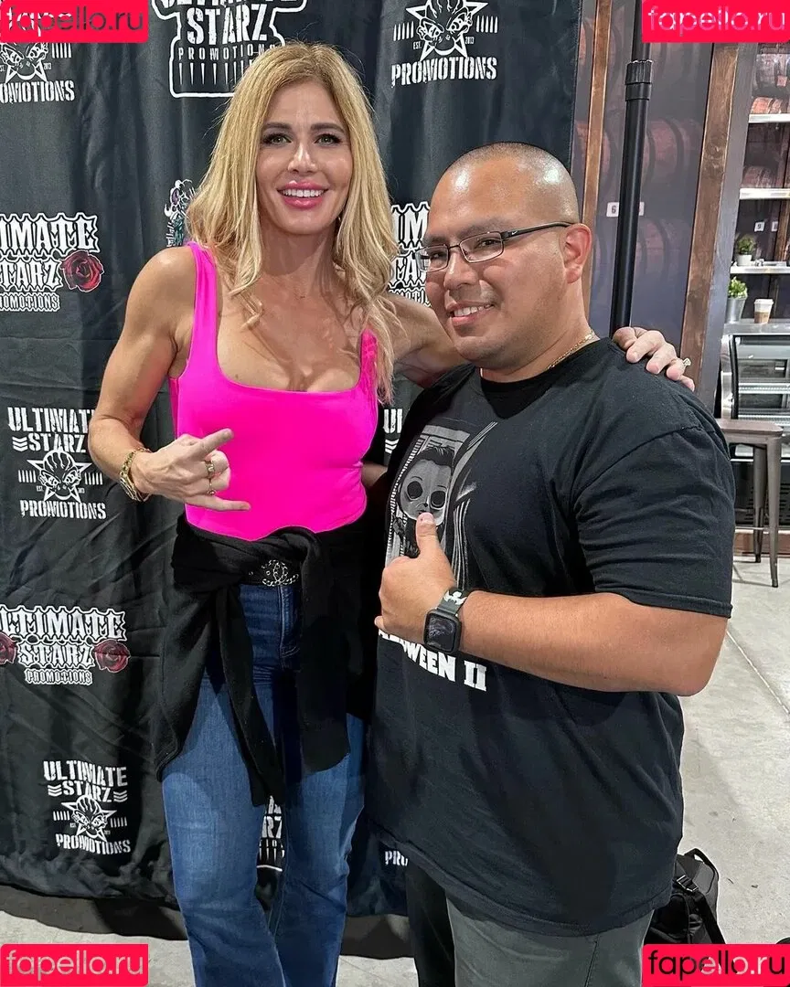 Torrie Wilson / torriewilson Onlyfans Photo Gallery 