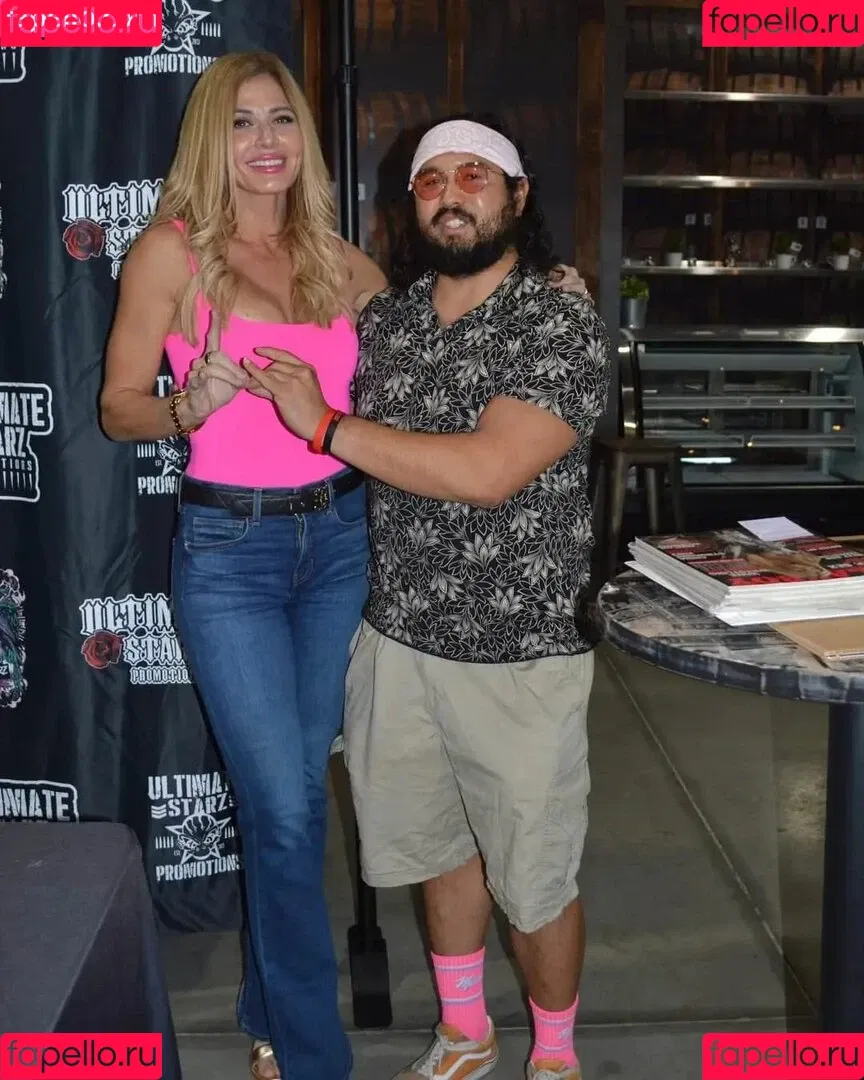 Torrie Wilson / torriewilson Onlyfans Photo Gallery 