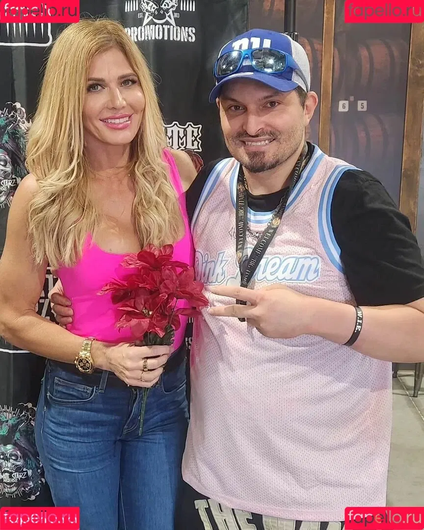 Torrie Wilson / torriewilson Onlyfans Photo Gallery 