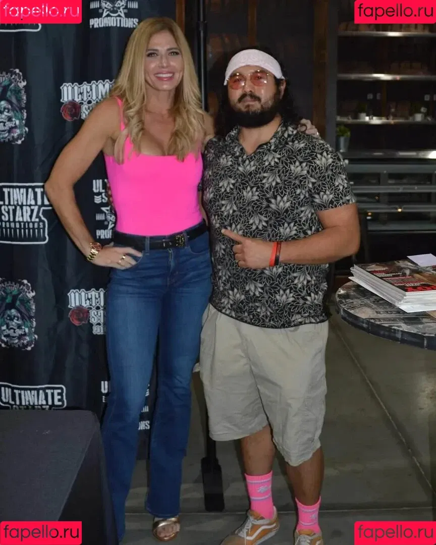 Torrie Wilson / torriewilson Onlyfans Photo Gallery 
