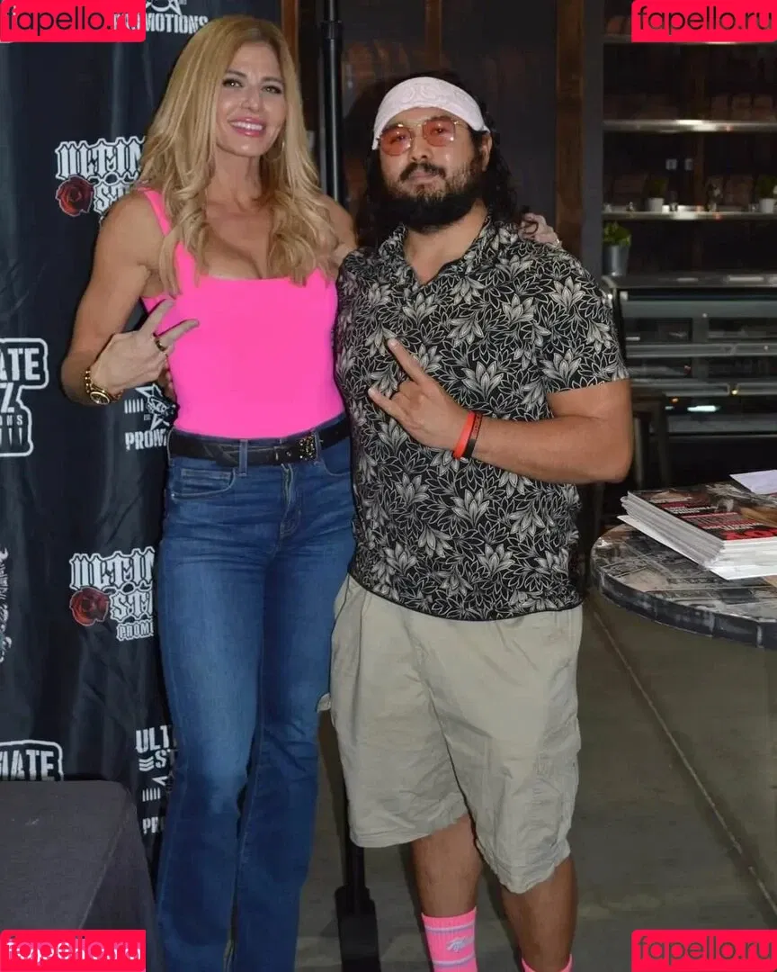 Torrie Wilson / torriewilson Onlyfans Photo Gallery 