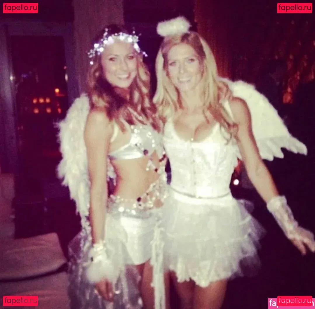 Torrie Wilson / torriewilson Onlyfans Photo Gallery 