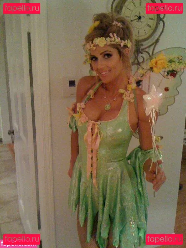 Torrie Wilson / torriewilson Onlyfans Photo Gallery 