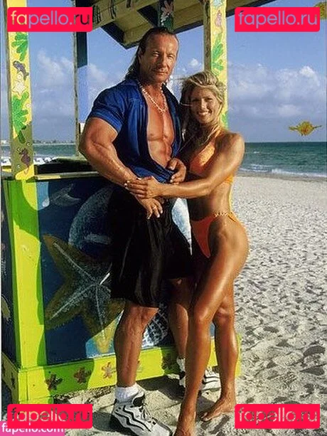 Torrie Wilson / torriewilson Onlyfans Photo Gallery 