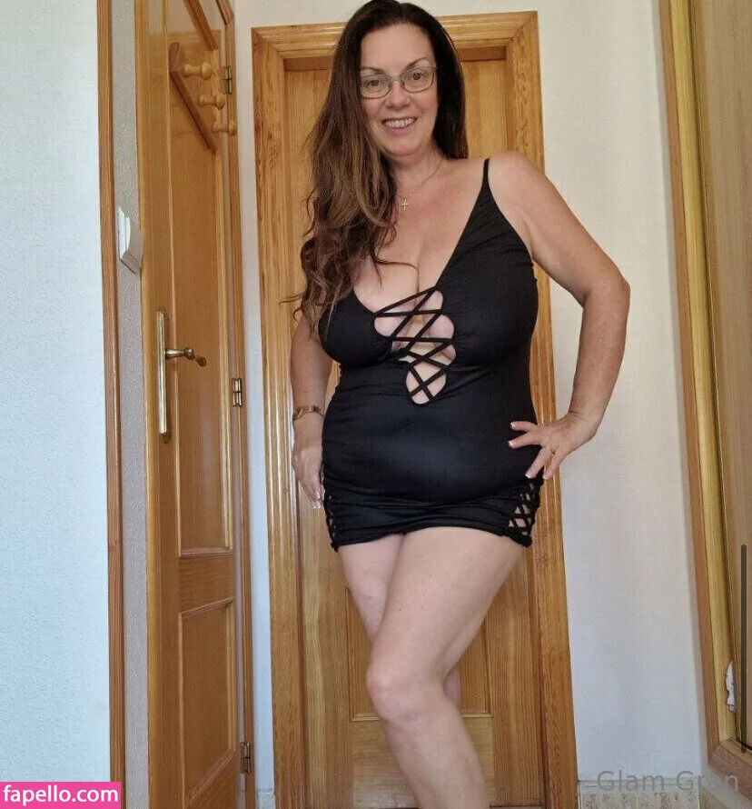 carla.anngg / glamgran56 Onlyfans Photo Gallery 