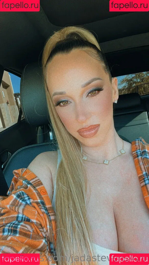 Jada Stevens / jadastevens / jadastevens420 Onlyfans Photo Gallery 