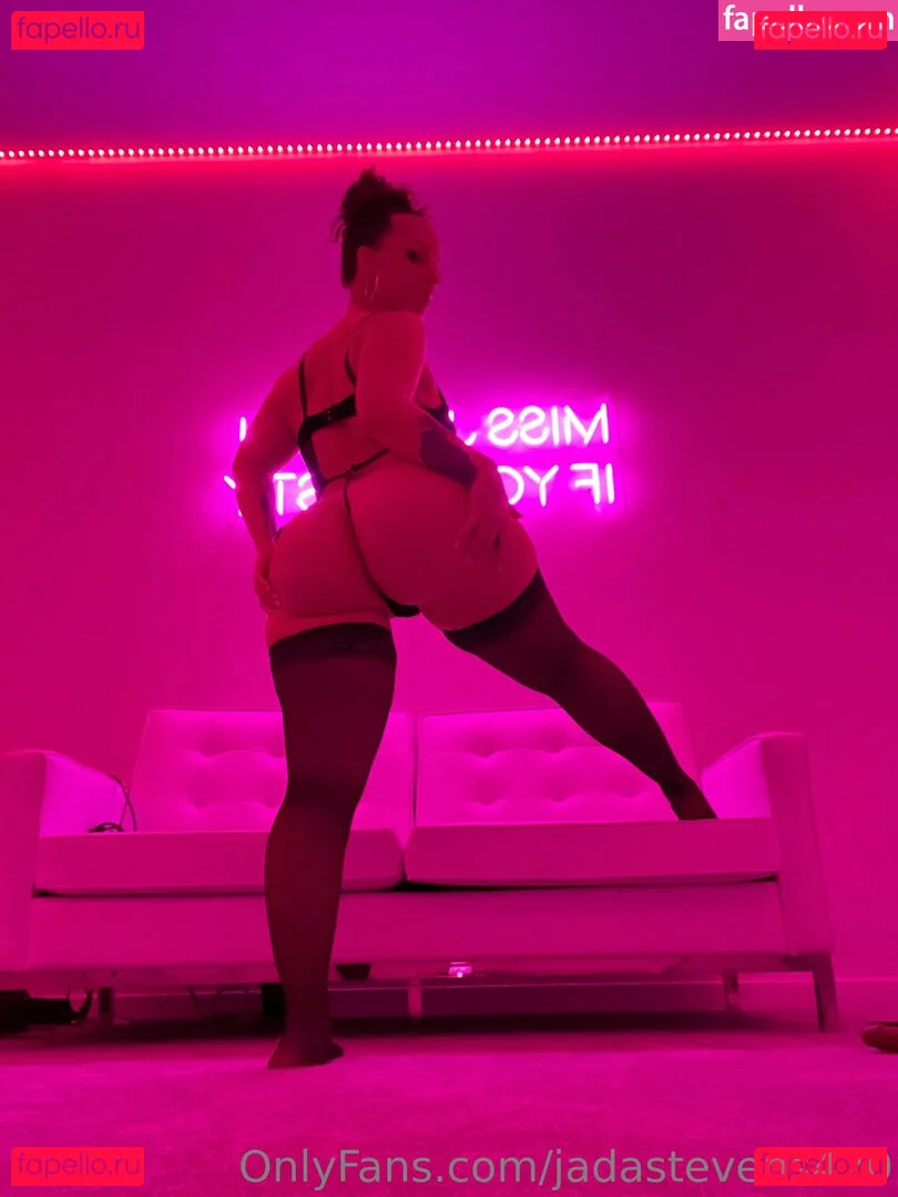 Jada Stevens / jadastevens / jadastevens420 Onlyfans Photo Gallery 