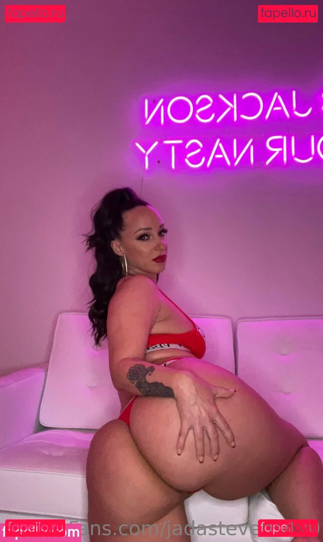 Jada Stevens / jadastevens / jadastevens420 Onlyfans Photo Gallery 