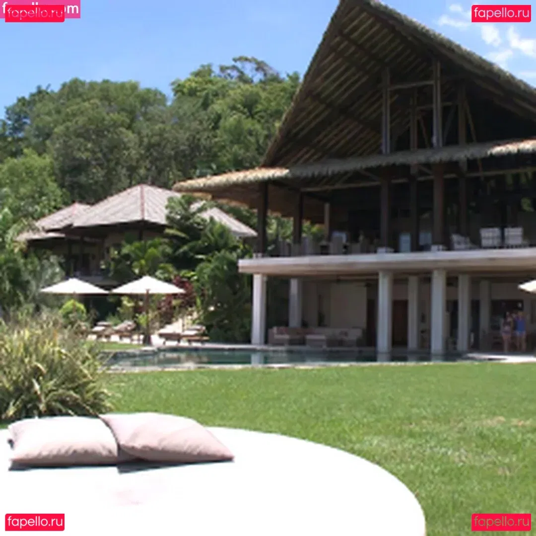 Jada Stevens / jadastevens / jadastevens420 Onlyfans Photo Gallery 