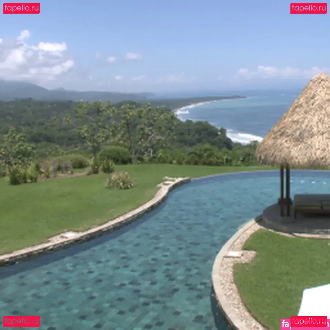 Jada Stevens / jadastevens / jadastevens420 Onlyfans Photo Gallery 