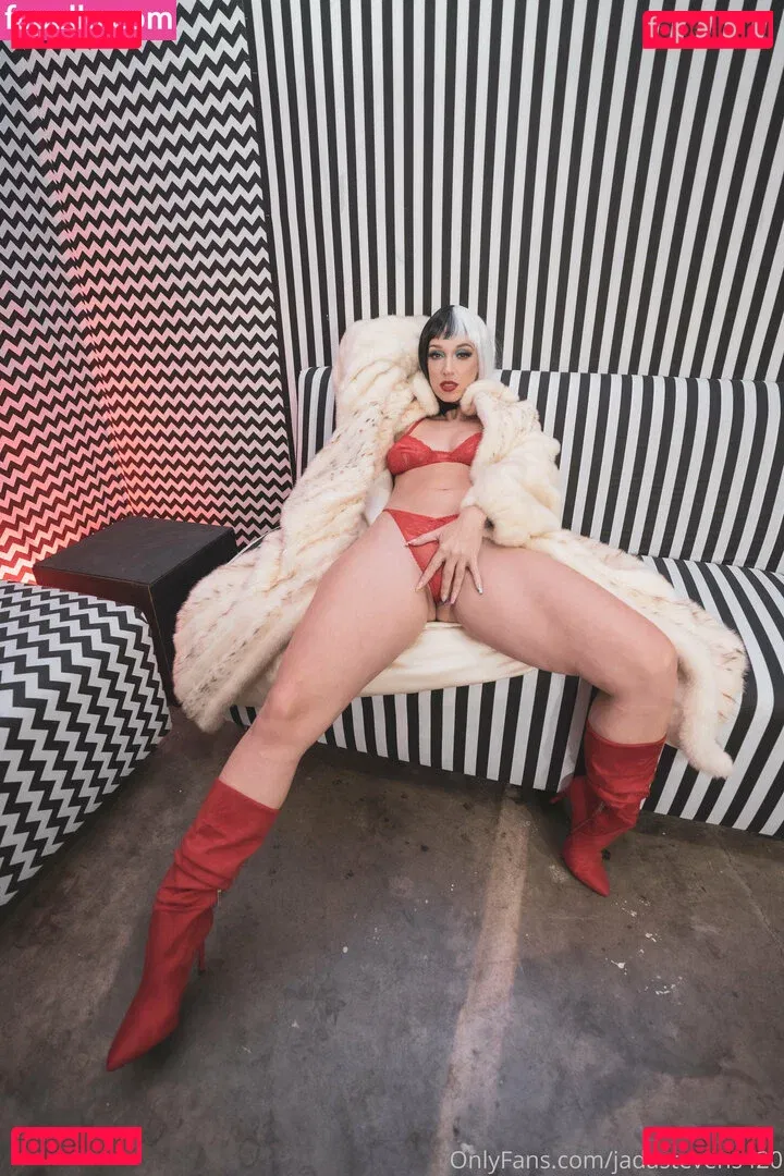 Jada Stevens / jadastevens / jadastevens420 Onlyfans Photo Gallery 