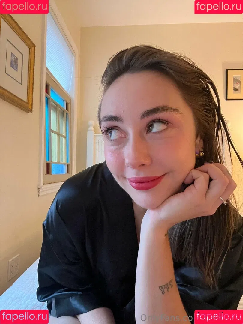 Charlee / Lee Phillips / c.har.lee Onlyfans Photo Gallery 