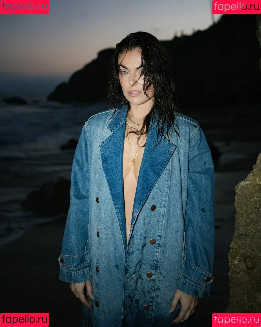 Serinda Swan / serindaswan Onlyfans Photo Gallery 