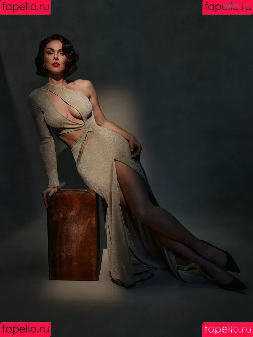 Serinda Swan / serindaswan Onlyfans Photo Gallery 