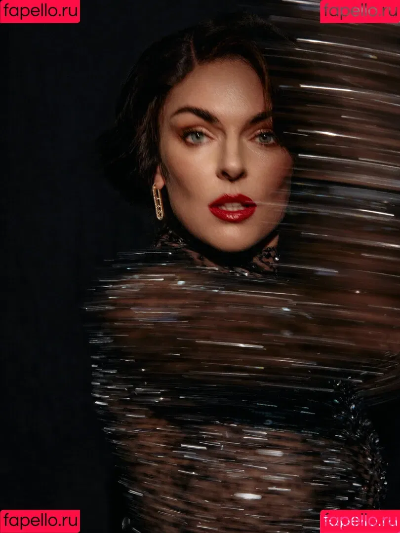 Serinda Swan / serindaswan Onlyfans Photo Gallery 
