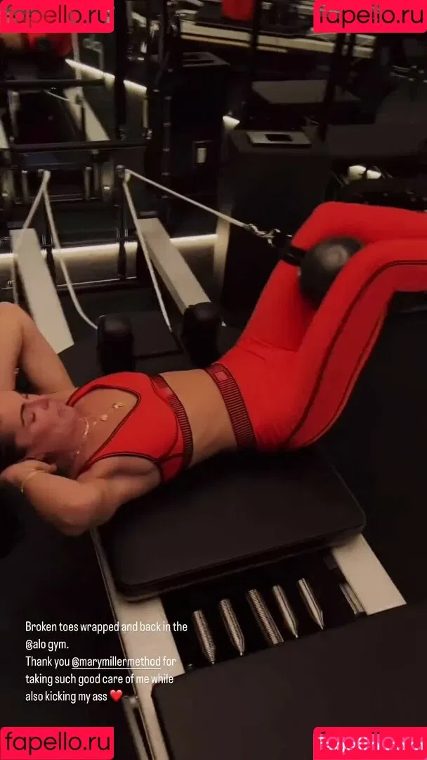 Serinda Swan / serindaswan Onlyfans Photo Gallery 