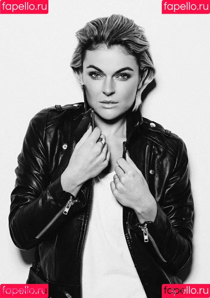 Serinda Swan / serindaswan Onlyfans Photo Gallery 