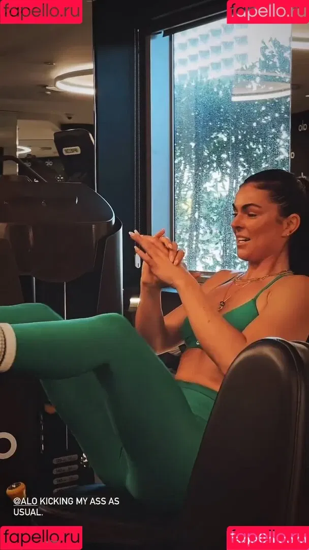 Serinda Swan / serindaswan Onlyfans Photo Gallery 