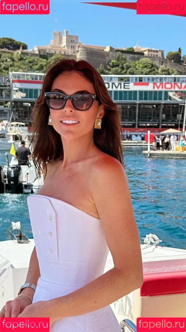 Serinda Swan / serindaswan Onlyfans Photo Gallery 