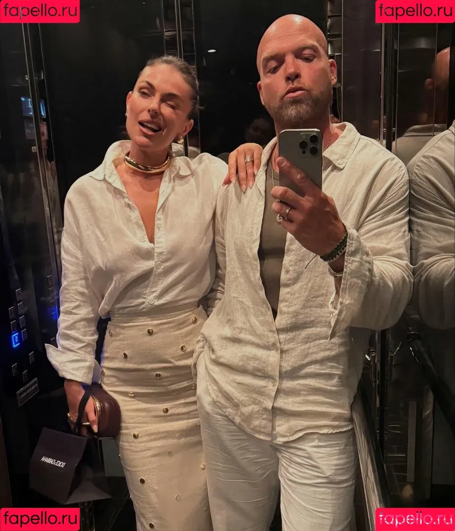 Serinda Swan / serindaswan Onlyfans Photo Gallery 