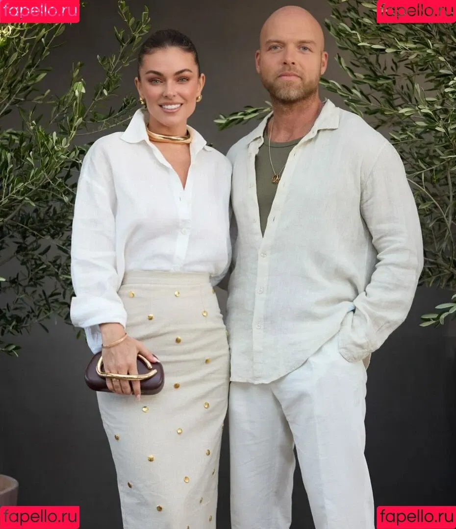 Serinda Swan / serindaswan Onlyfans Photo Gallery 