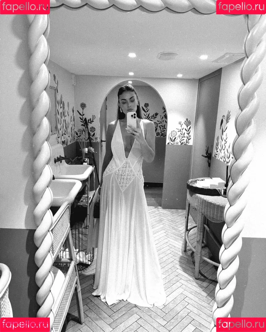Serinda Swan / serindaswan Onlyfans Photo Gallery 