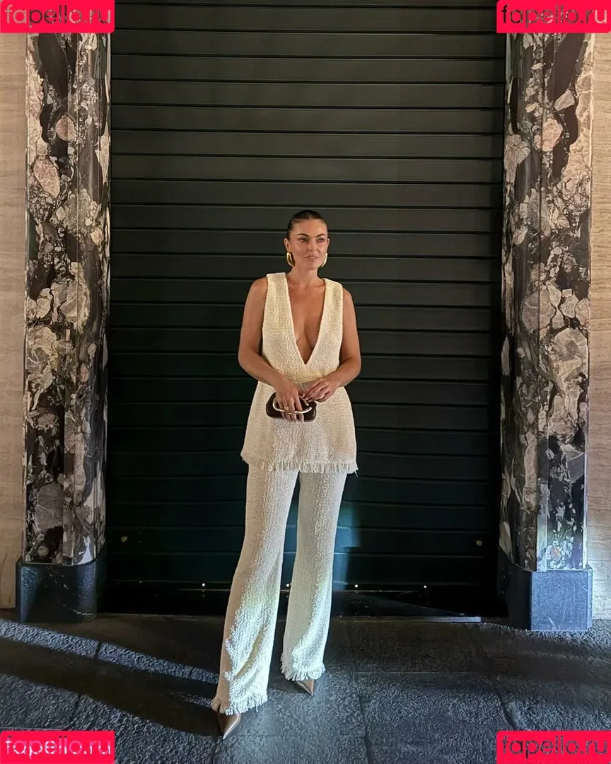 Serinda Swan / serindaswan Onlyfans Photo Gallery 