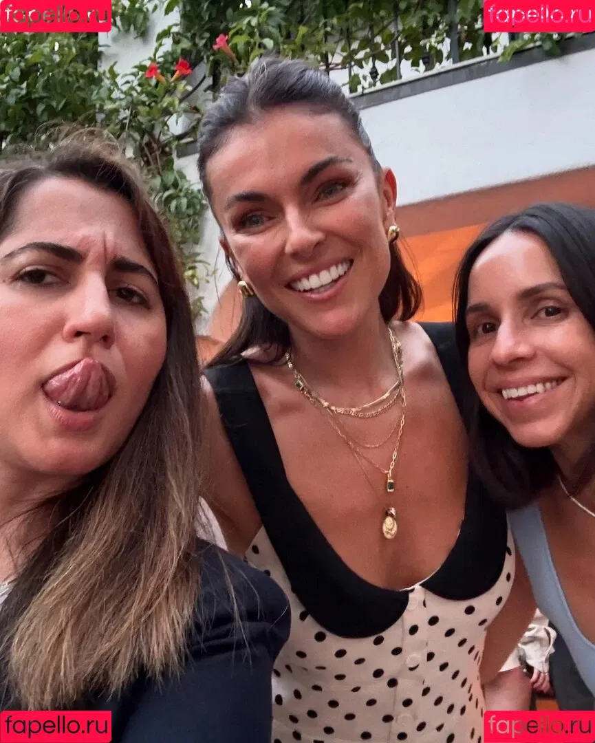 Serinda Swan / serindaswan Onlyfans Photo Gallery 
