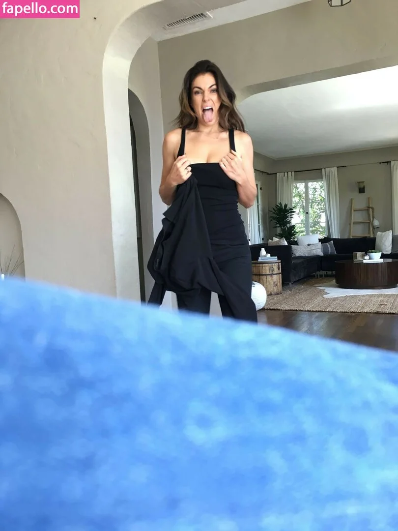 Serinda Swan / serindaswan Onlyfans Photo Gallery 