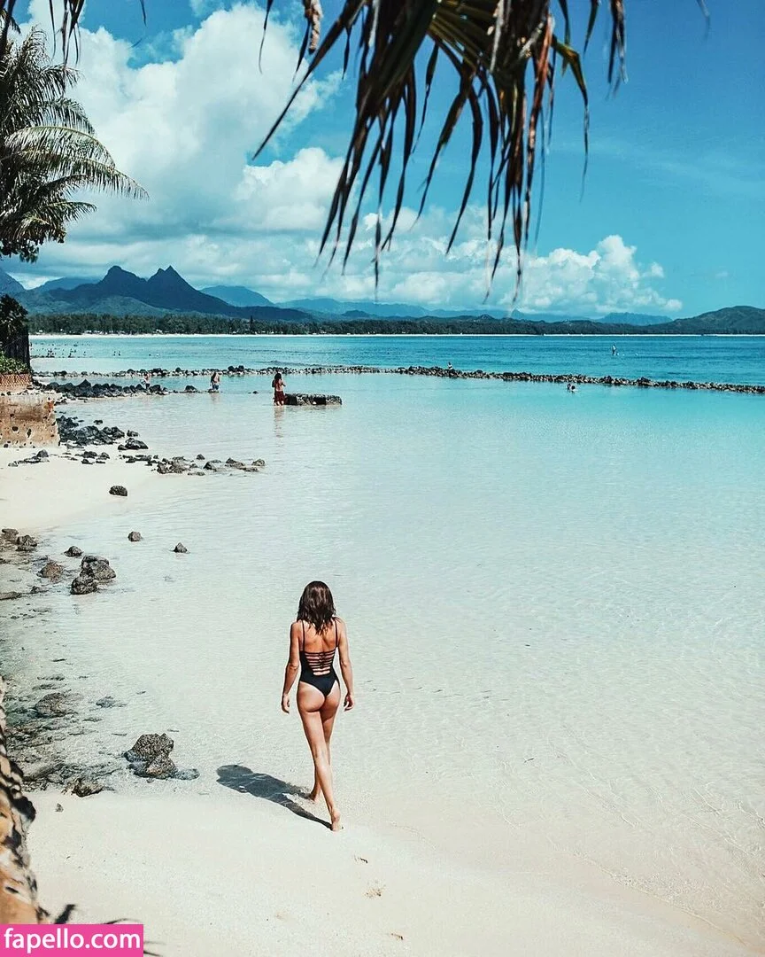 Serinda Swan / serindaswan Onlyfans Photo Gallery 