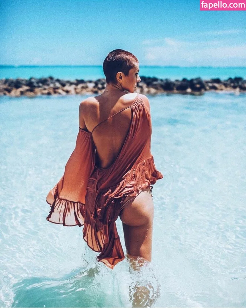 Serinda Swan / serindaswan Onlyfans Photo Gallery 