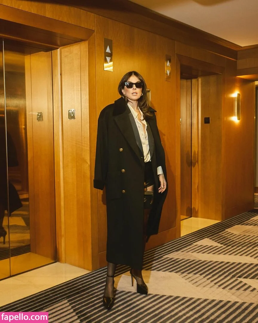 Serinda Swan / serindaswan Onlyfans Photo Gallery 