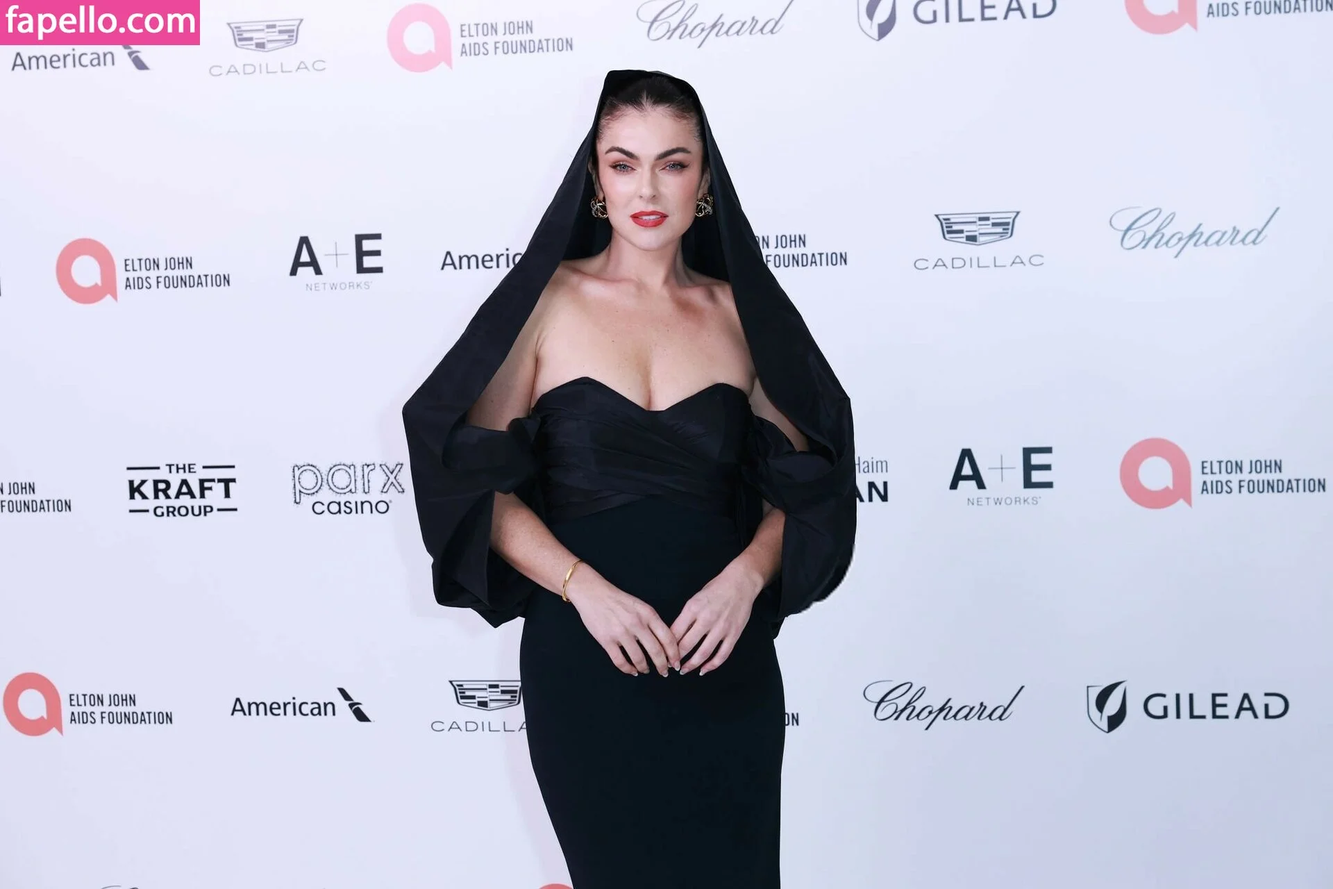 Serinda Swan / serindaswan Onlyfans Photo Gallery 