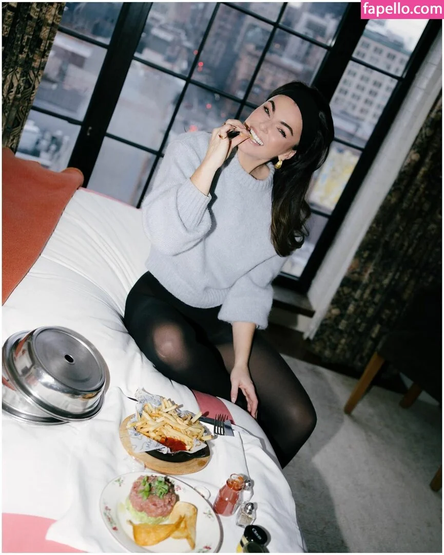 Serinda Swan / serindaswan Onlyfans Photo Gallery 