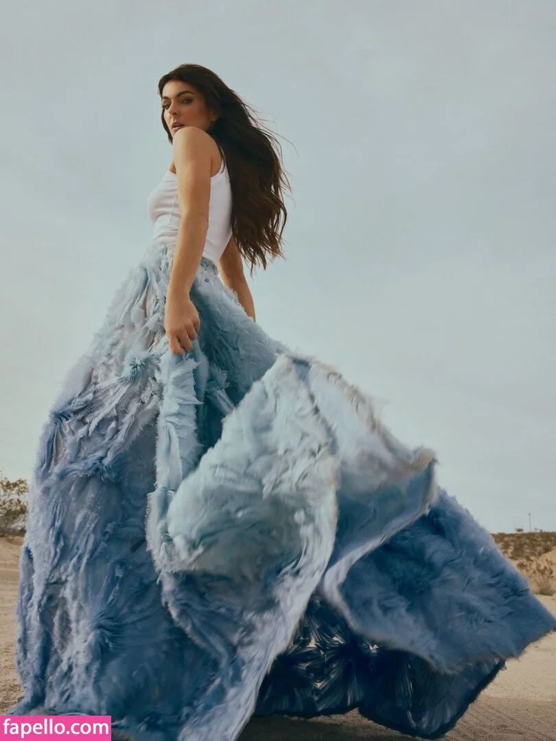 Serinda Swan / serindaswan Onlyfans Photo Gallery 