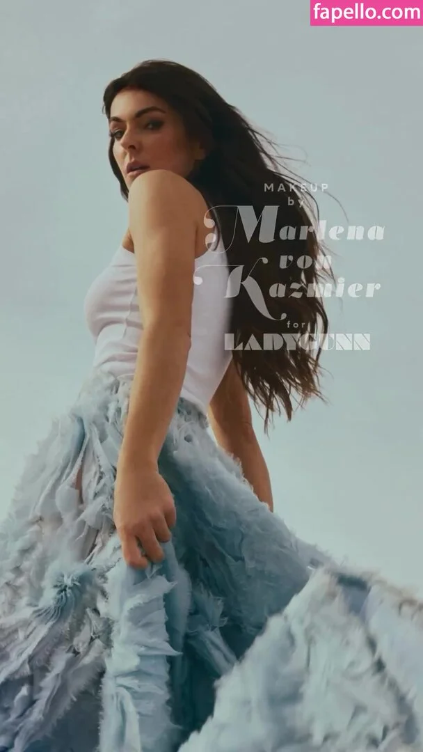 Serinda Swan / serindaswan Onlyfans Photo Gallery 