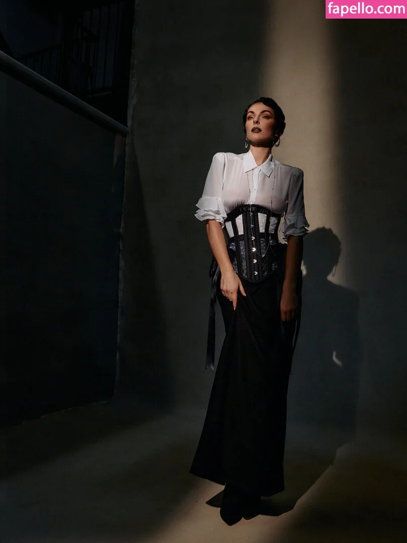 Serinda Swan / serindaswan Onlyfans Photo Gallery 