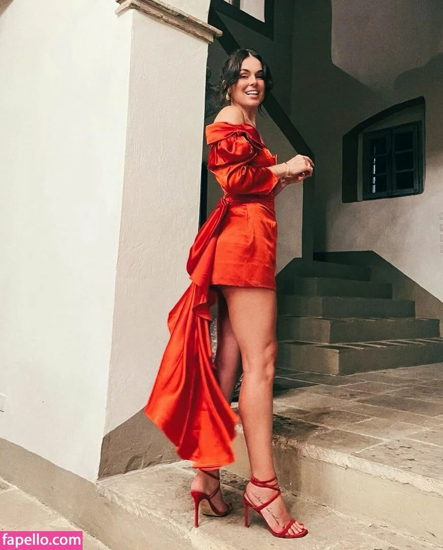 Serinda Swan / serindaswan Onlyfans Photo Gallery 