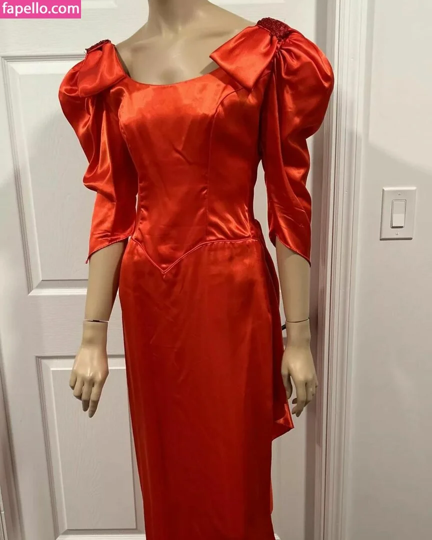 Serinda Swan / serindaswan Onlyfans Photo Gallery 