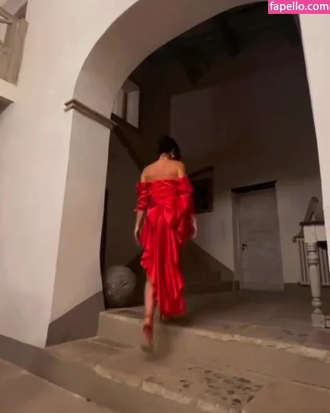 Serinda Swan / serindaswan Onlyfans Photo Gallery 