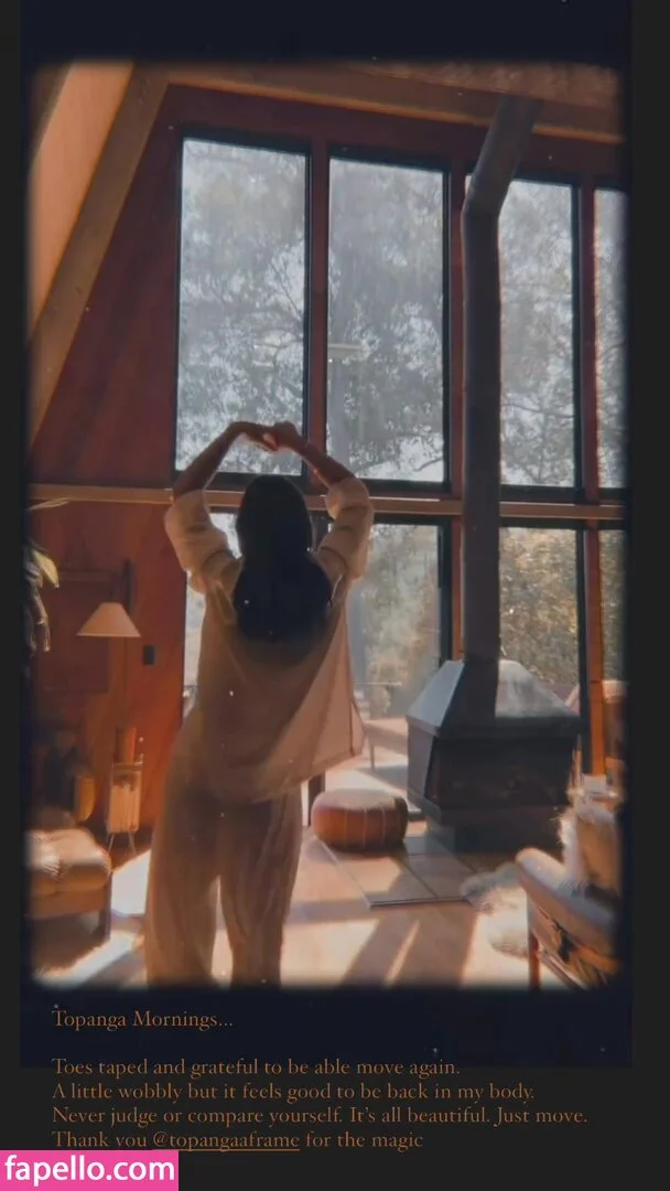 Serinda Swan / serindaswan Onlyfans Photo Gallery 