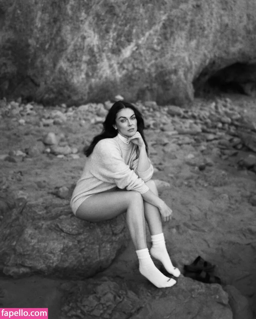 Serinda Swan / serindaswan Onlyfans Photo Gallery 