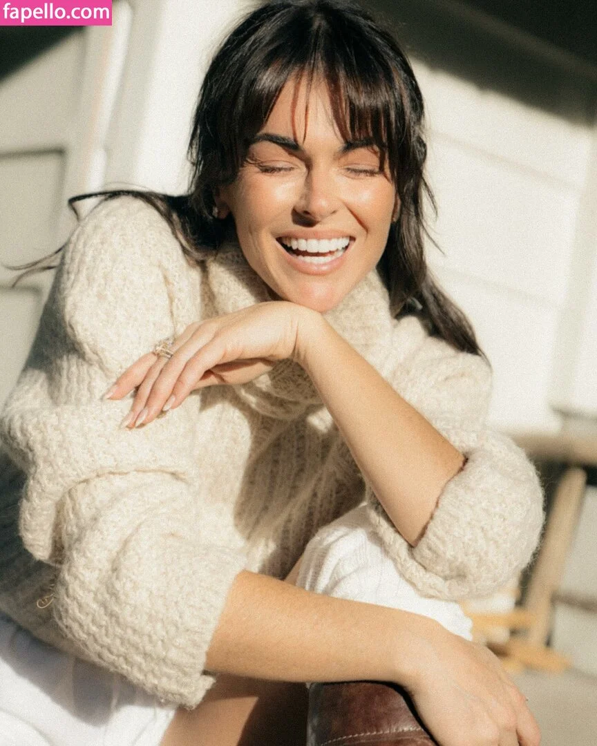 Serinda Swan / serindaswan Onlyfans Photo Gallery 