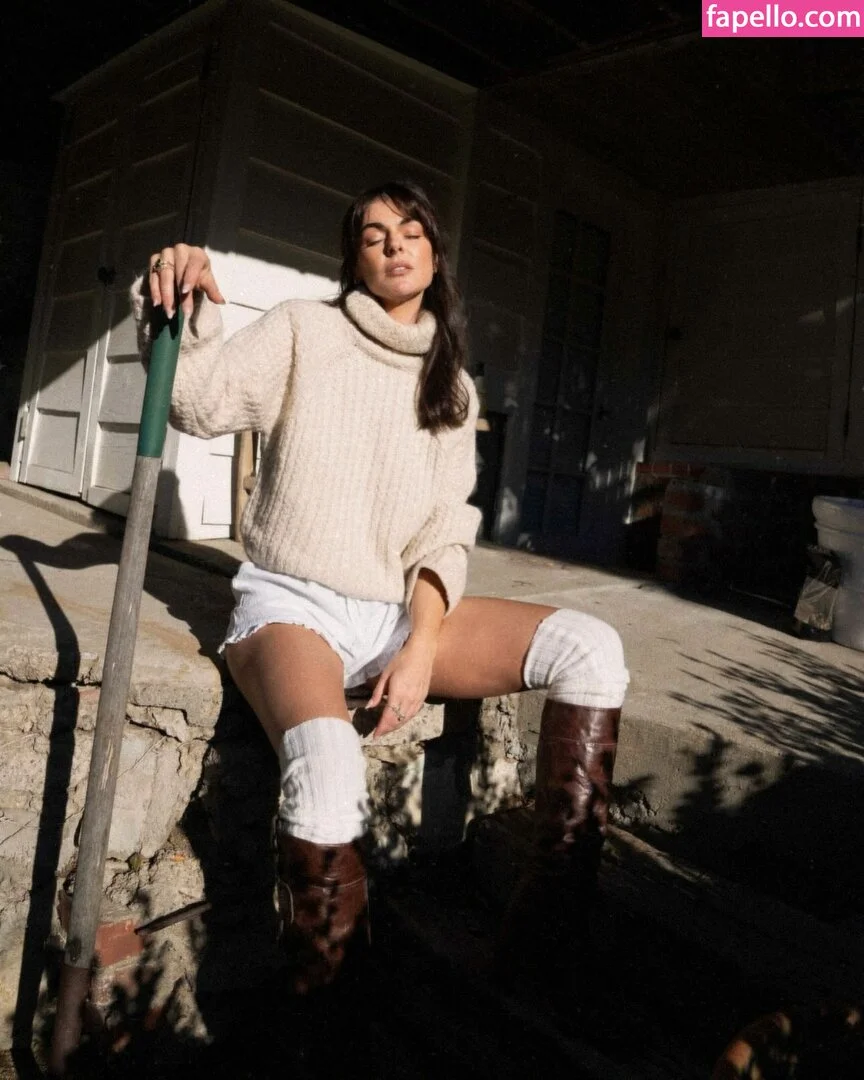 Serinda Swan / serindaswan Onlyfans Photo Gallery 