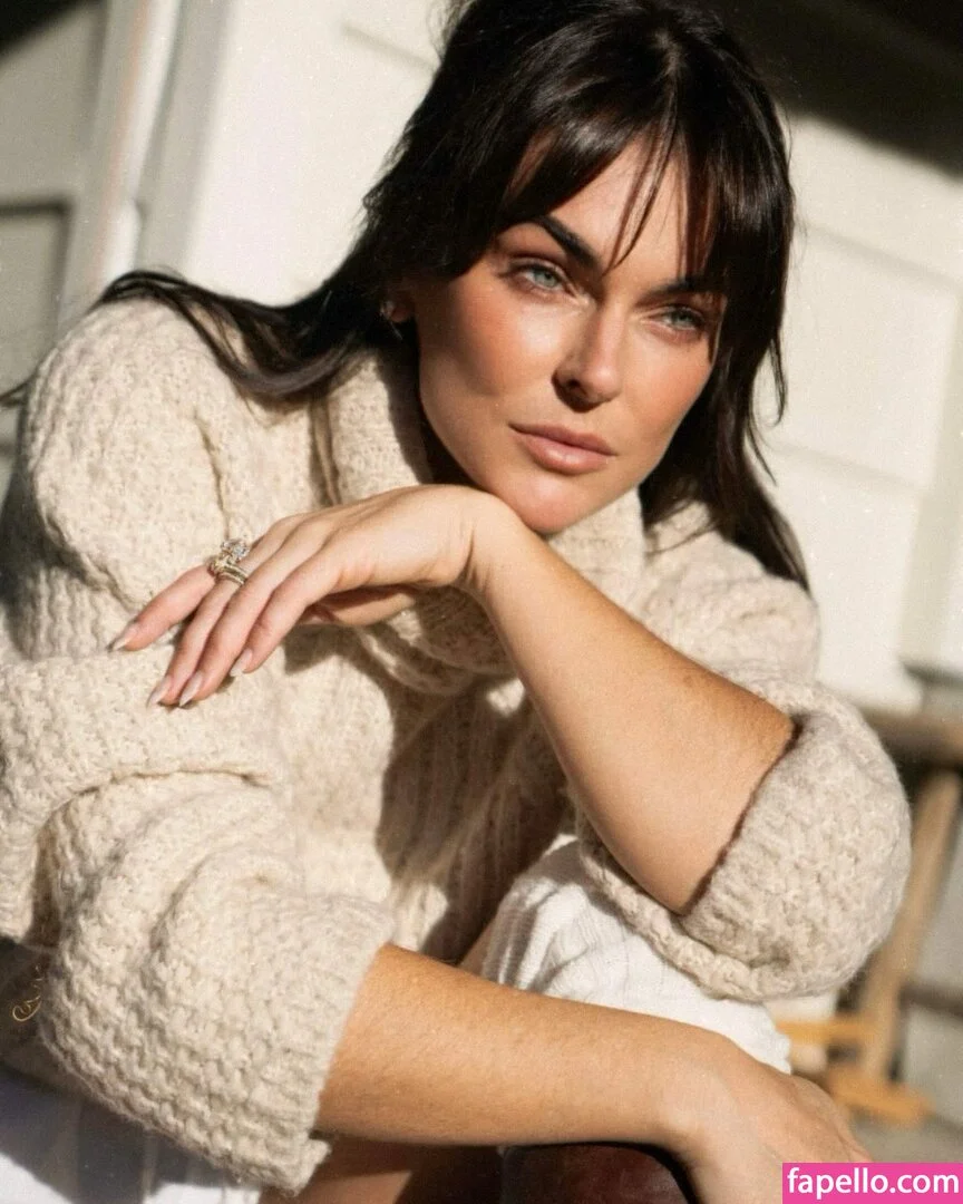 Serinda Swan / serindaswan Onlyfans Photo Gallery 