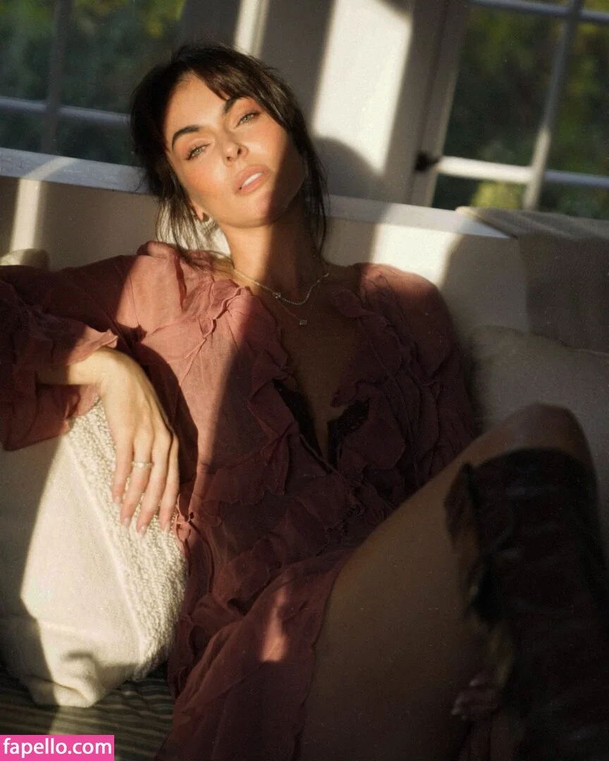 Serinda Swan / serindaswan Onlyfans Photo Gallery 